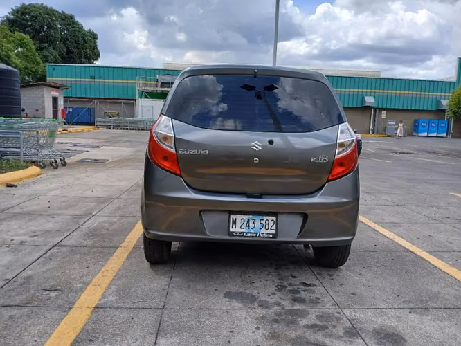 VENDO VEHICULO SUZUKI ALTO K10 2016