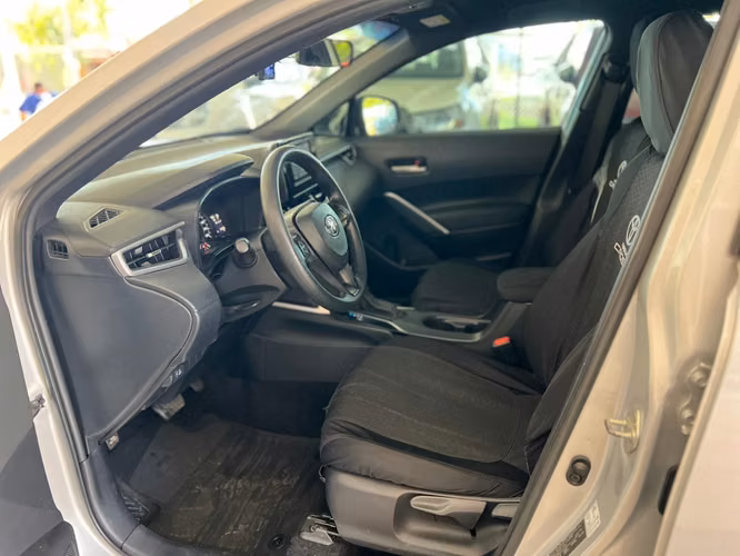 TOYOTA COROLLA CROSS 2024