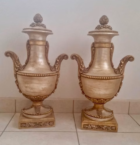 Amphore-type jars