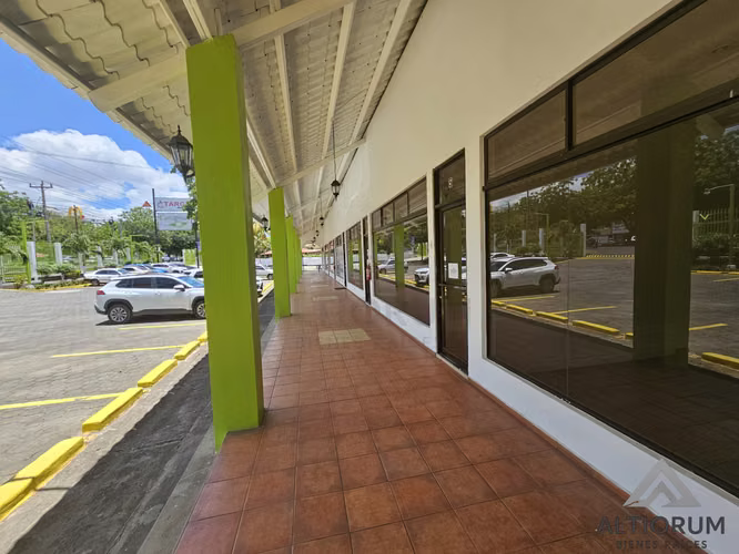 MÓDULOS COMERCIALES EN RENTA | CARRETERA A MASAYA