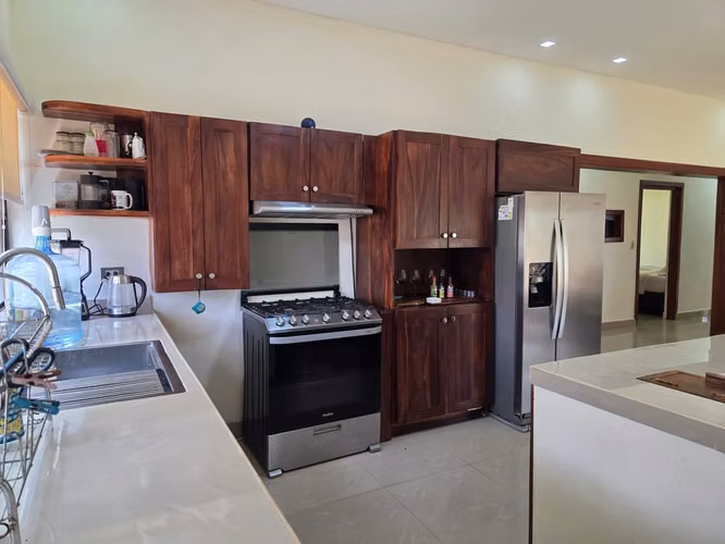 CASA NUEVA EN VENTA RESIDENCIAL LOMAS DE  MONTEVERDE KM13CARRETERA A MASAYA - Imagen 5