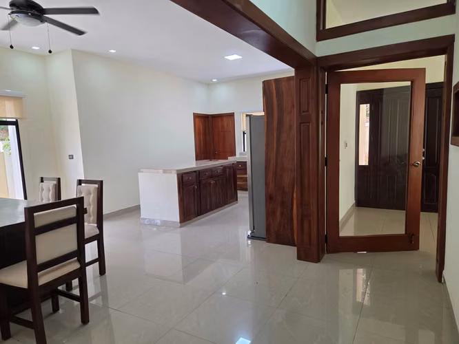 CASA NUEVA EN VENTA RESIDENCIAL LOMAS DE  MONTEVERDE KM13CARRETERA A MASAYA - Imagen 2