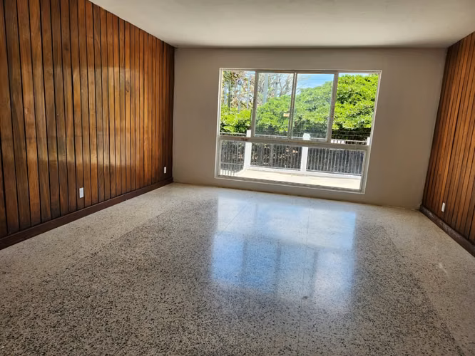 Se vende propiedad en Los Robles