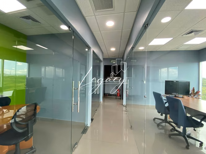 AG-Oficina Premium en edificio Corporativo en el centro de Managua - Imagen 7