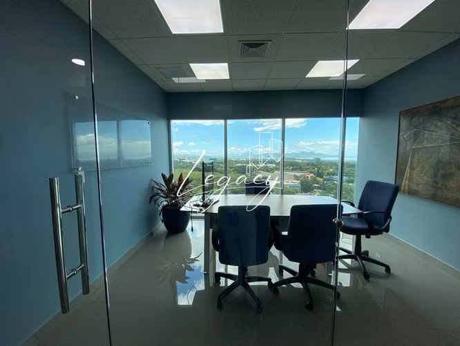 AG-Premium Office in Corporate Building in the center of Managua