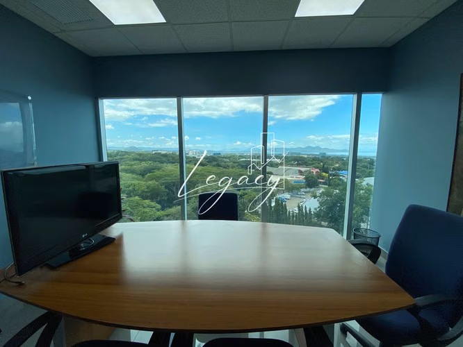 AG-Oficina Premium en edificio Corporativo en el centro de Managua - Imagen 3