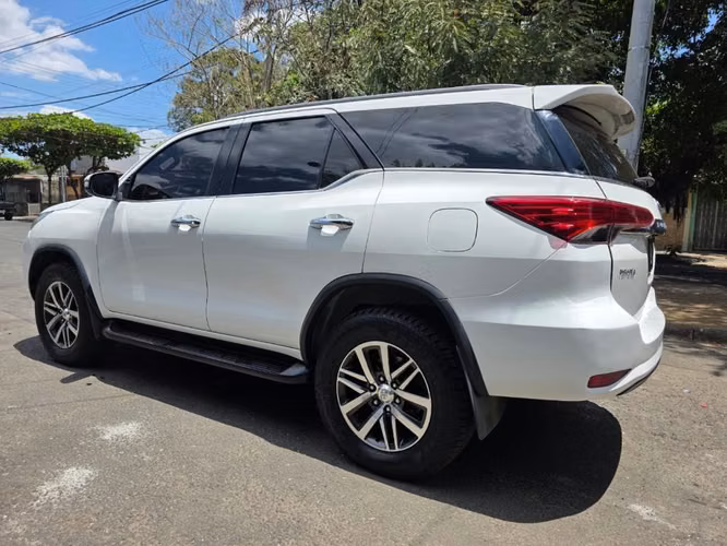 Toyota Fortuner