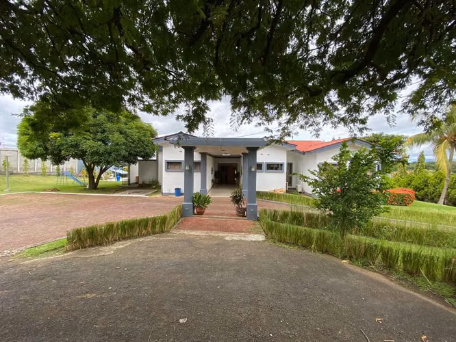 Venta de casa en Las Colinas
