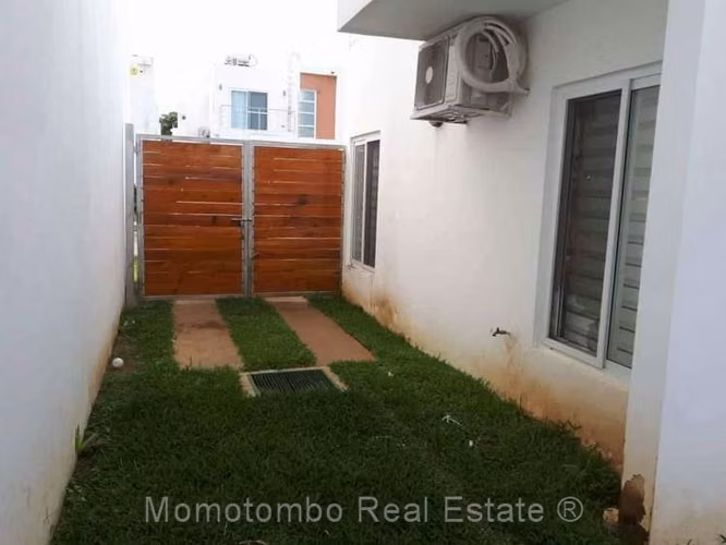 Venta de casa en Las Colinas