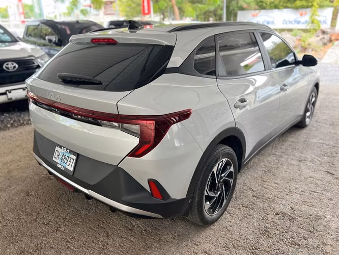 KIA K3 CROSS AÑO 2026 - Imagen 4