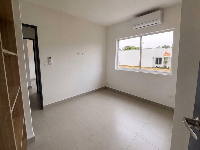 RENTA EN RESIDENCIAL QUINTA DEL PRADO / U$900 - Imagen 4