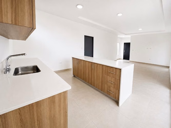 RENTA EN RESIDENCIAL QUINTA DEL PRADO / U$900 - Imagen 3