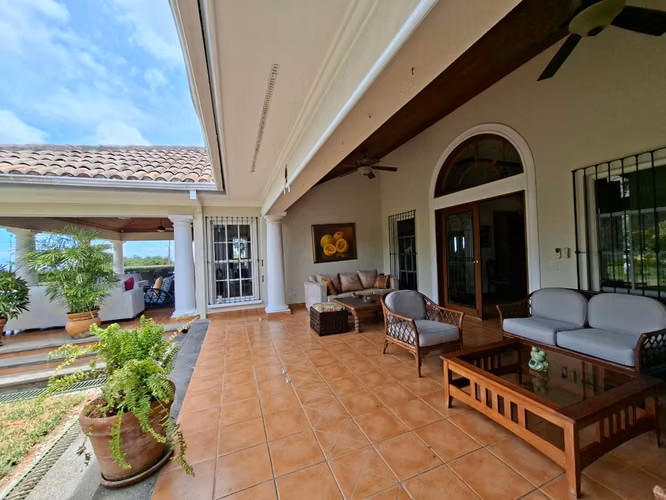 VENTA DE BELLA PROPIEDAD CARRETERA SUR KM 12!!LAM - Imagen 16