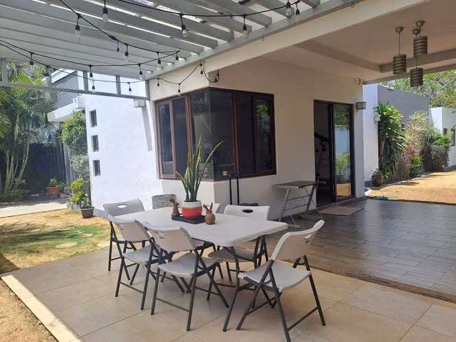VENTA DE CASA MODERNA EN CARRETERA SUR KM 10! LAM