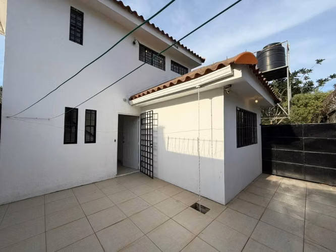 Venta de casa de dos plantas en Vistas de  Esquipulas!