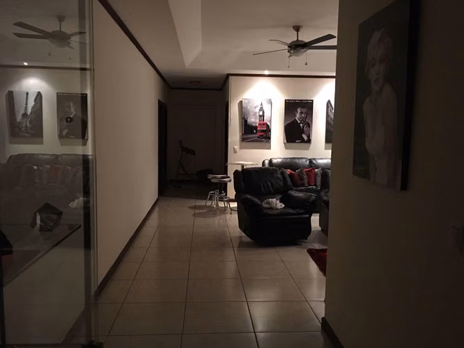 Hermosa Casa en Venta en Santo Domingo