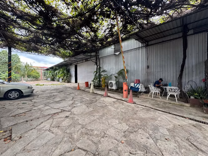 Venta de Bodega en Dupla Norte contiguo a Mitrab