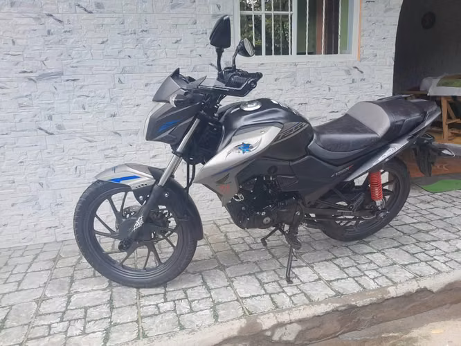Honda CB 125 twister