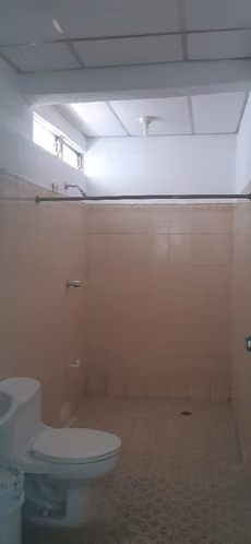 NO-Vendo casa en Reparto Largaespada - Imagen 8