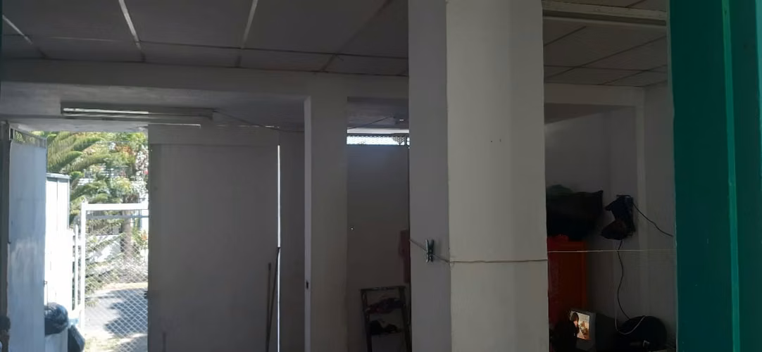 NO-Vendo casa en Reparto Largaespada - Imagen 12