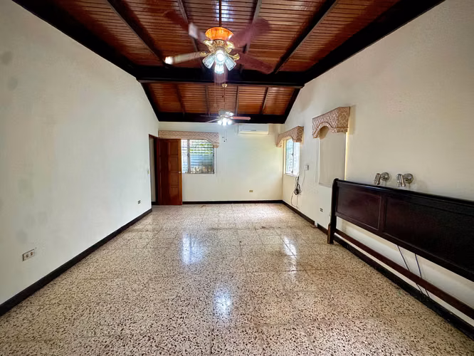 Renta de casa en Santo Domingo - Imagen 8