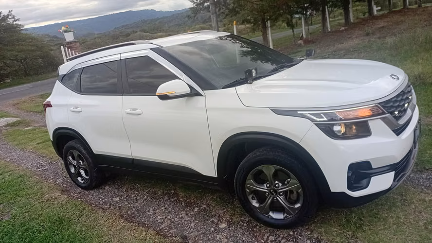 Bella Camioneta KIA Seltos - Imagen 7