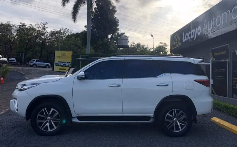 Toyota Fortuner 2017