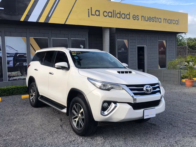Toyota Fortuner 2017