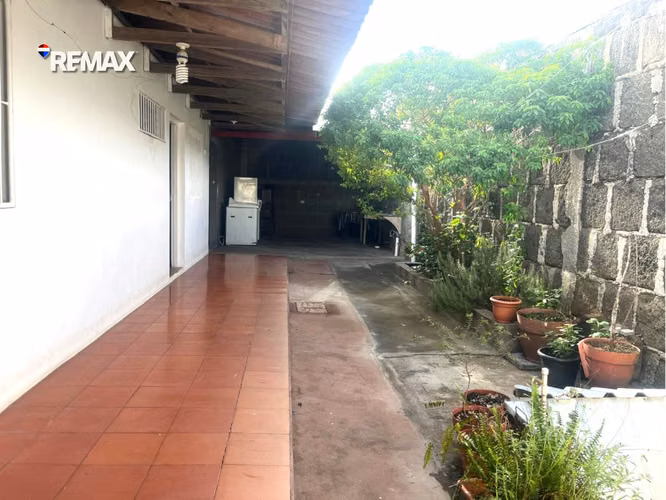 Amplia Casa en el Corazón de Jinotepe