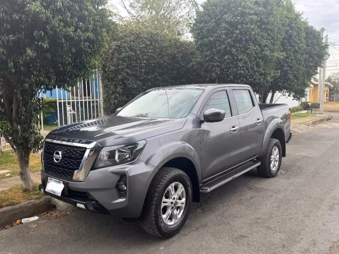 Camioneta Nissan NP 300 Frontier