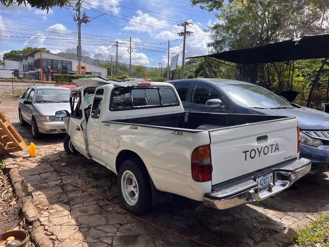 Toyota Tacoma 1996 a 2004 - Imagen 5