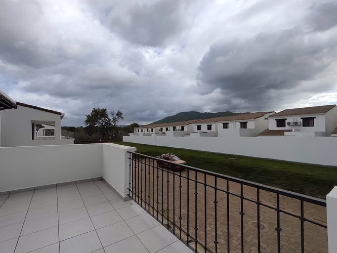 RENTA CASA NUEVA  - CONDOMINIO EL CORTIJO DE LA SIERRA