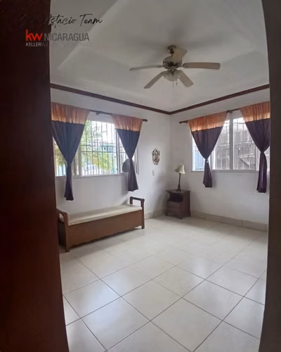 ¡En venta! Amplia casa dentro de residencial en Diriamba, Carazo.