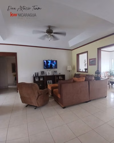 ¡En venta! Amplia casa dentro de residencial en Diriamba, Carazo.