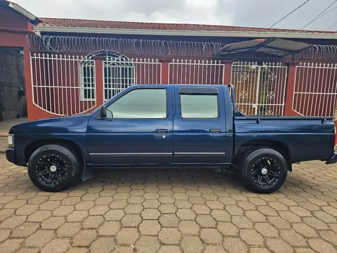Nissan td27