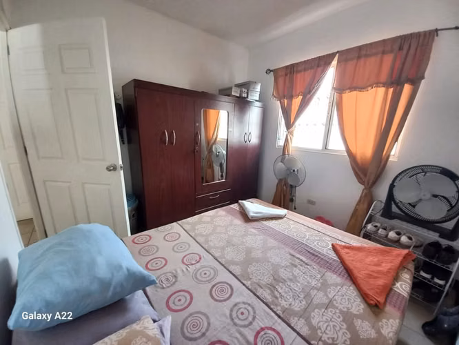 MN-Casa Esquinera con Excelente Distribución y Seguridad - Imagen 8