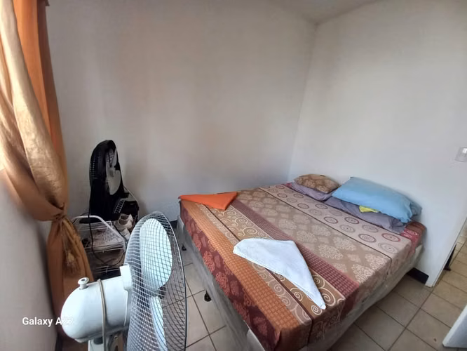 MN-Casa Esquinera con Excelente Distribución y Seguridad - Imagen 10