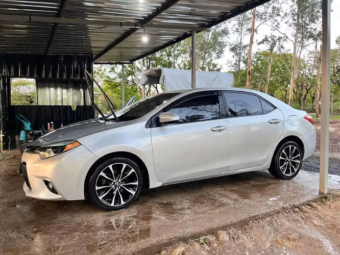 Toyota corolla 2015