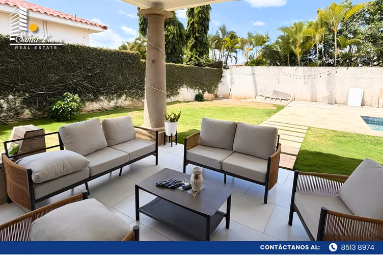 Moderna casa en venta en Las Colinas-LL 