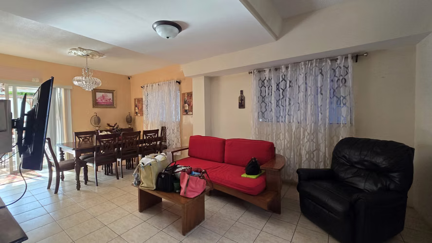 YA-Rento linda casa amoblada en residencial Sierras Doradas - Imagen 12