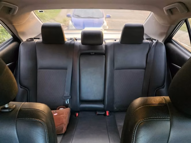 Vendo Toyota Corolla Sport  SIN DETALLES OCULTOS