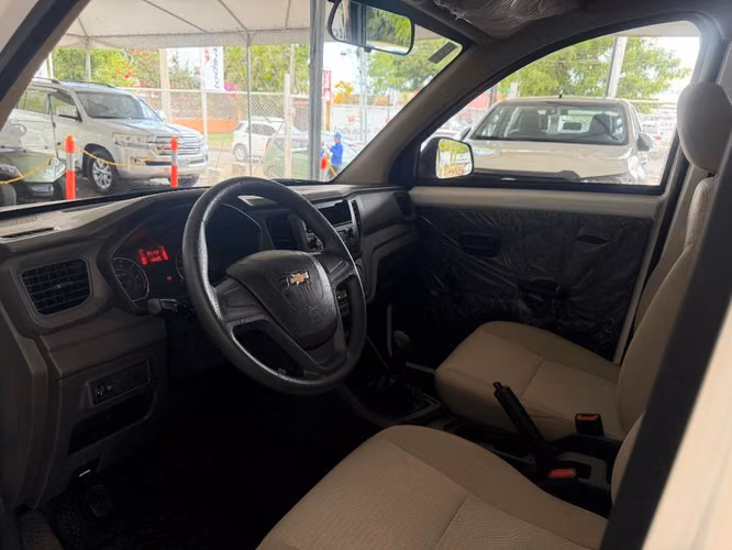 Chevrolet N400 año 2023