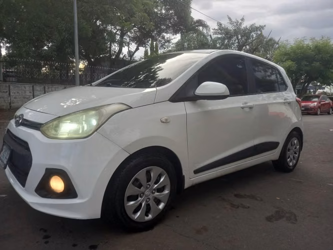 Hyundai Grand i 10 2016 - Imagen 3