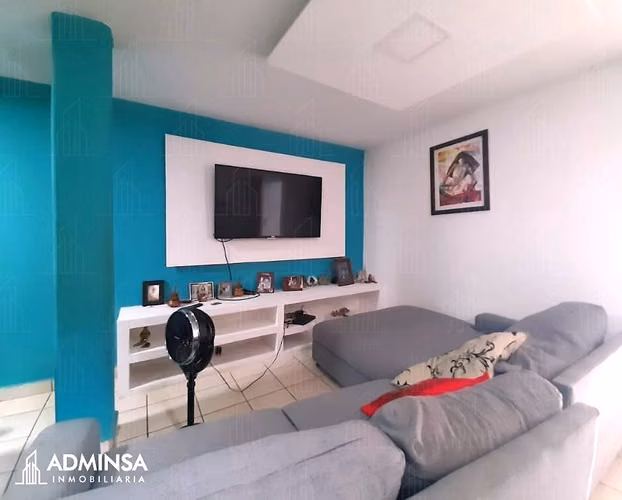 EM-Venta de dos plantas dentro Condominio Manantiales Santo Domingo - Imagen 4