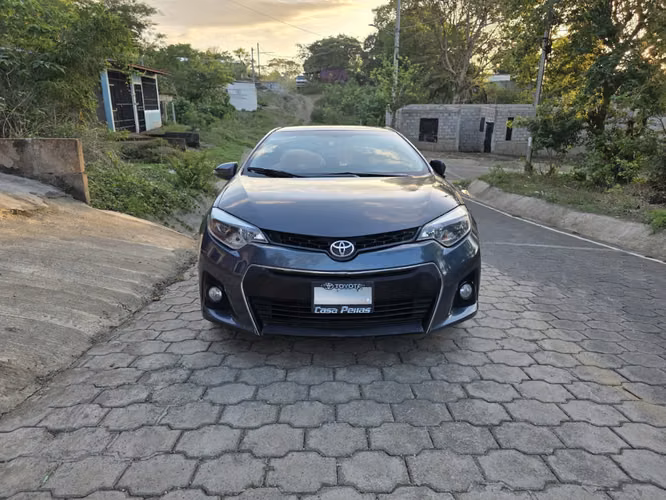 Vendo Toyota Corolla Sport  SIN DETALLES OCULTOS