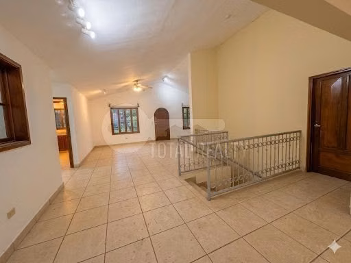 Casa en venta o alquiler en Las Cumbres, Managua - Imagen 5