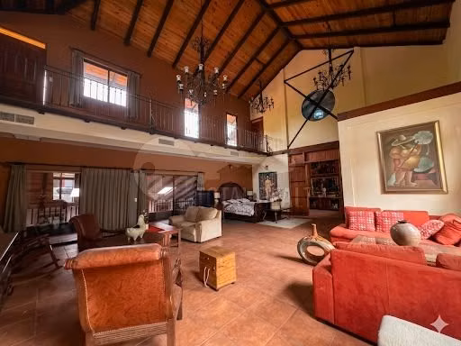 Hermosa Casa en venta o alquiler en Villa Fontana Sur, Managua