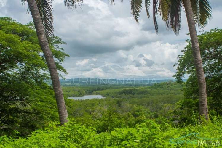 Bien ubicada Propiedades de Playa en venta en El Viejo, Chinandega