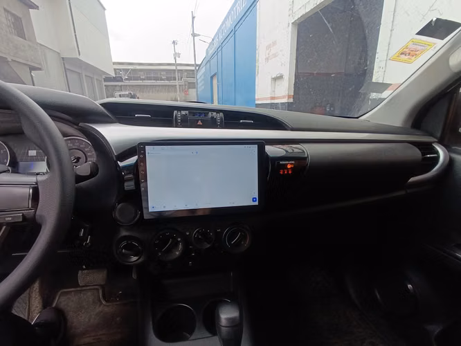 Camioneta Hilux - Imagen 7