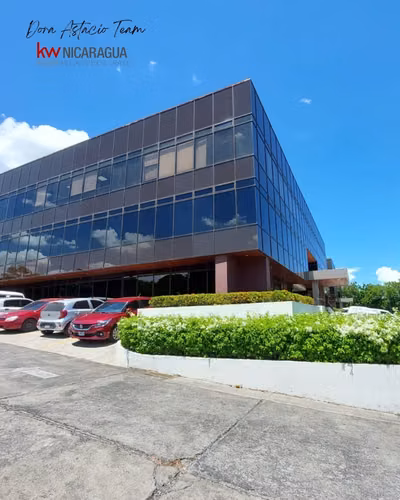 ¡En venta! Oficina en complejo corporativo ubicada en Ofiplaza El Retiro, Managua. - Imagen 14